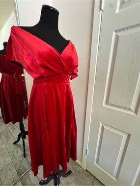 Classic Off-Shoulder Red Velvet Dress